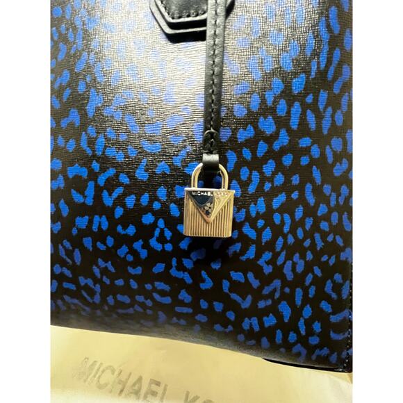 NWT Michael Kors Black Electric Blue Leopard Saffiano Mercer Large Tote - Picture 4 of 16